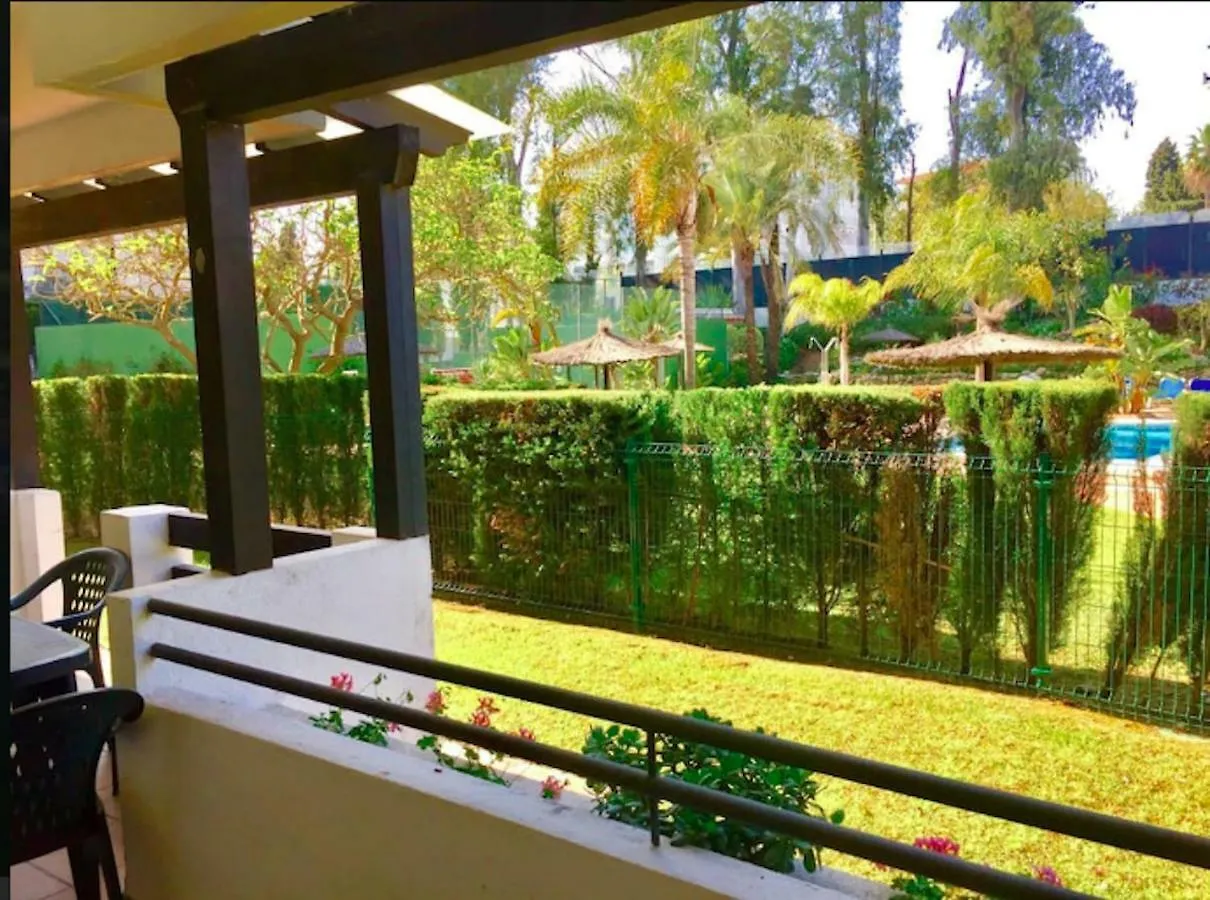 마르베야 Puerto Banus With Private Garden 아파트