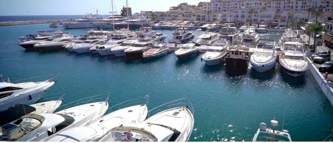 마르베야 Puerto Banus With Private Garden 아파트
